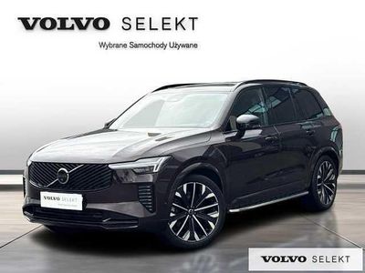 Używany Volvo XC90 455 KM (334 kW) 2025 Czerwony SUV