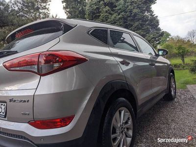 używany Hyundai Tucson 2.0 CRDI 4WD 185 KM