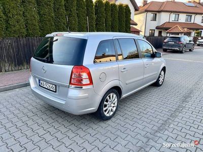 używany Opel Zafira 