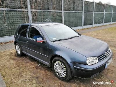 Używany VW Golf IV 2003 Szary Hatchback