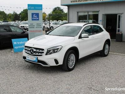 Biały Używany 2019 Mercedes GLA180 SUV | 82 900 zł