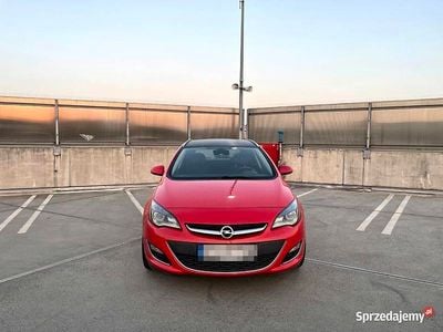 Czerwony Używany 2013 Opel Astra OPC Kombi | 18 900 zł (Uczciwa cena)