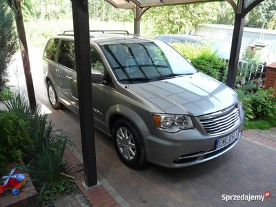 używany Chrysler Town & Country 