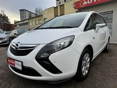 Używany Opel Zafira 140 KM (102 kW) 2014 Biały Minivan