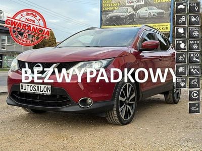 Bordowy Używany 2016 Nissan Qashqai 360º SUV | 36 500 zł (Super Cena)