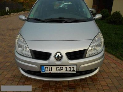 Srebrny (metalik) Używany 2007 Renault Scénic II Minivan | 15 900 zł