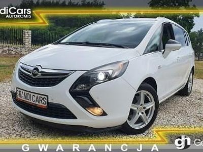 Biały Używany 2014 Opel Zafira Tourer Minivan | 24 999 zł