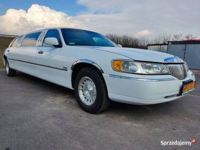 Lincoln Town Car