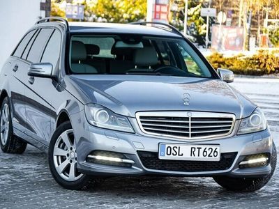 używany Mercedes C220 2.1dm 136KM 2013r. 208 000km