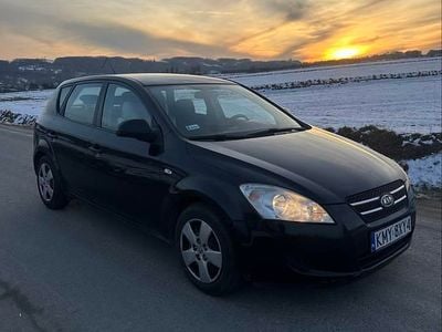 Używany Kia Ceed 109 KM (80 kW) 2008 Hatchback