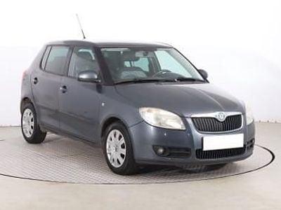 Szary Używany 2009 Skoda Fabia Hatchback | 7499 zł (Uczciwa cena)