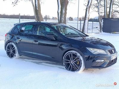 Czarny Używany 2017 Seat Leon FR Hatchback | 44 999 zł