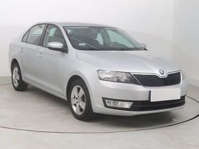 Srebrny Używany 2016 Skoda Rapid Hatchback | 28 999 zł (Drogi)