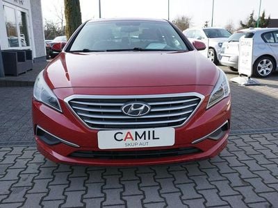 Używany Hyundai Sonata 185 KM (136 kW) 2017 Bordowy (metalik) Sedan/Limuzyna