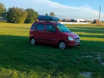 Czerwony Używany 2001 Suzuki Wagon R Minivan | 4300 zł