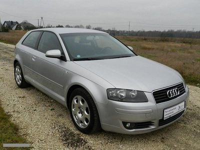 Srebrny (metalik) Używany 2004 Audi A3 Hatchback | 19 900 zł