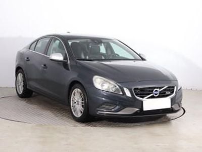 Szary Używany 2011 Volvo S60 Sedan/Limuzyna | 22 999 zł (Uczciwa cena)