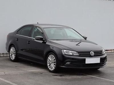 używany VW Jetta VI , Salon Polska, Skóra, Navi, Xenon, Bi-Xenon, Klimatronic,