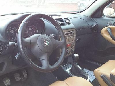 Szary Używany 2006 Alfa Romeo 147 Hatchback | 12 000 zł