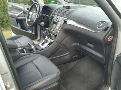 Srebrny Używany 2014 Ford Galaxy Minivan | 51 000 zł