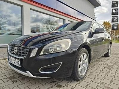 Czarny Używany 2012 Volvo V60 Kombi | 14 999 zł (Uczciwa cena)