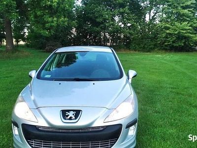 Srebrny Używany 2010 Peugeot 308 Hatchback | 10 600 zł