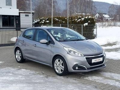 Używany Peugeot 208 83 KM (61 kW) 2018 Szary Hatchback