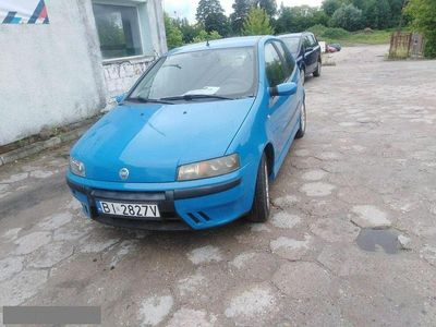Niebieski (metalik) Używany 2002 Fiat Punto Hatchback | 4199 zł