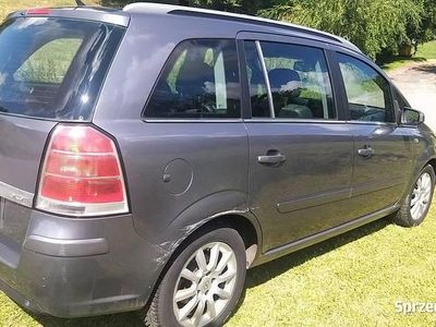 Używany Opel Zafira 2006 Grafitowy Minivan