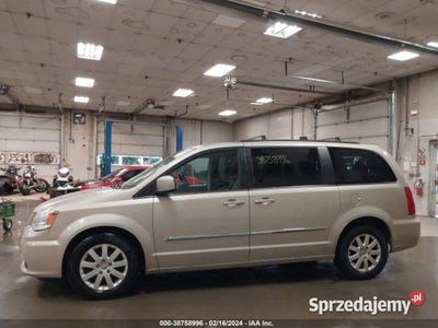 używany Chrysler Town & Country 