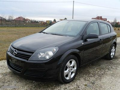 używany Opel Astra 1.7dm 100KM 2004r. 169 000km