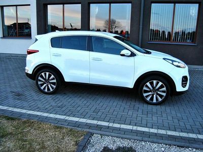 Używany Kia Sportage 116 KM (85 kW) 2016 Biały SUV