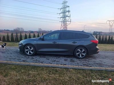 Używany Ford Focus 2019 Szary Kombi