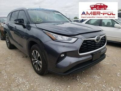 Używany Toyota Highlander XLE 295 KM (216 kW) 2020 Szary SUV