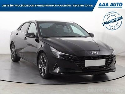 Czarny Używany 2022 Hyundai Elantra Sedan/Limuzyna | 81 999 zł (Dość drogi)