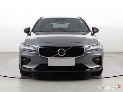Szary Używany 2019 Volvo V60 Kombi | 91 499 zł