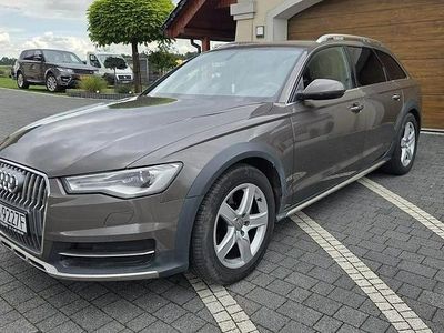 Beżowy (metalik) Używany 2017 Audi A6 Allroad Kombi | 63 000 zł