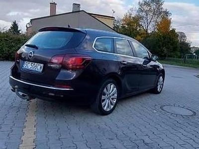 Brązowy Używany 2013 Opel Astra Cosmo Kombi | 33 000 zł (Drogi)