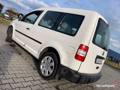 używany VW Caddy 1.9 Tdi 2008r 5 osobowy