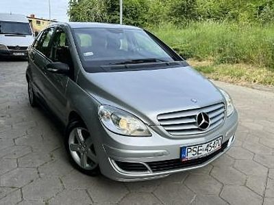Używany Mercedes A180 109 KM (80 kW) 2007 Srebrny Minivan
