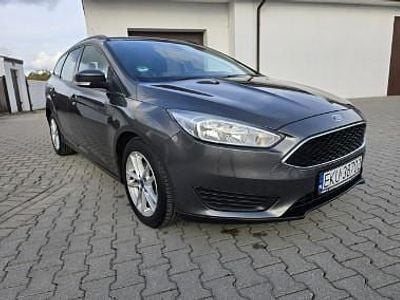 Szary Używany 2015 Ford Focus Kombi | 22 900 zł (Dobra cena)