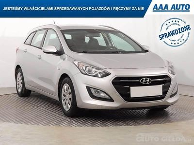 Używany Hyundai i30 110 KM (80 kW) 2016 Srebrny