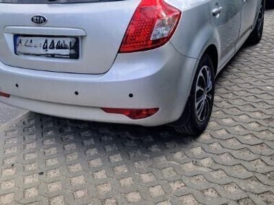 Srebrny Używany 2011 Kia Ceed Hatchback | 18 500 zł (Dobra cena)