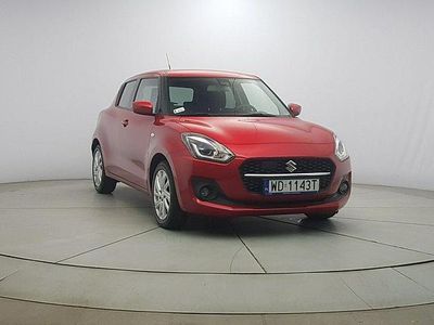 Czerwony Używany 2021 Suzuki Swift Hatchback | 53 850 zł (Uczciwa cena)