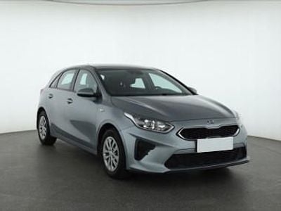 Używany Kia Ceed 120 KM (88 kW) 2020 Szary Hatchback