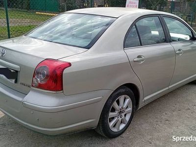 używany Toyota Avensis t25 sedan lift 2006r.