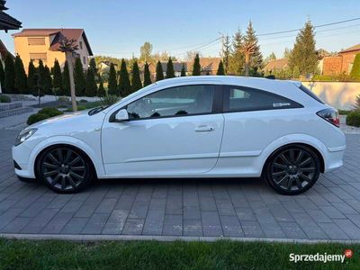 Opel Astra GTC