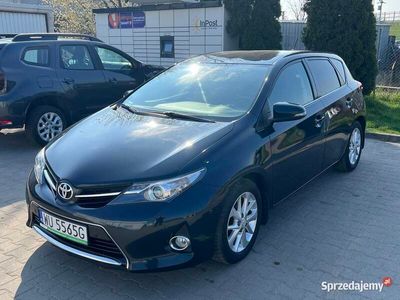 używany Toyota Auris Auris Premium 2014 1.4d4d Salon PolskaPremium 2014 1.4d4d Salon Polska