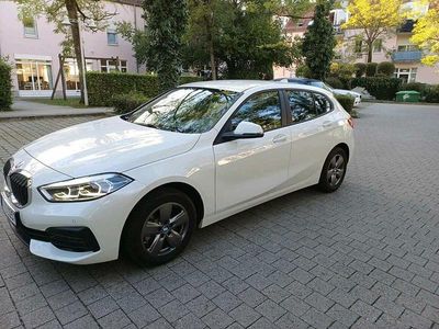 Używany BMW 116 2023 Biały Hatchback