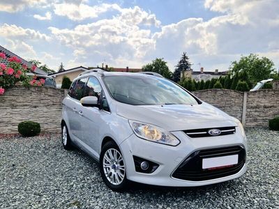 używany Ford Grand C-Max 1.6dm 115KM 2011r. 200 000km